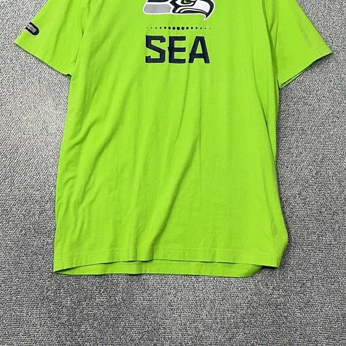 언더아머 프린팅 라이트 그린 반팔 티 MD/M 상품이미지4