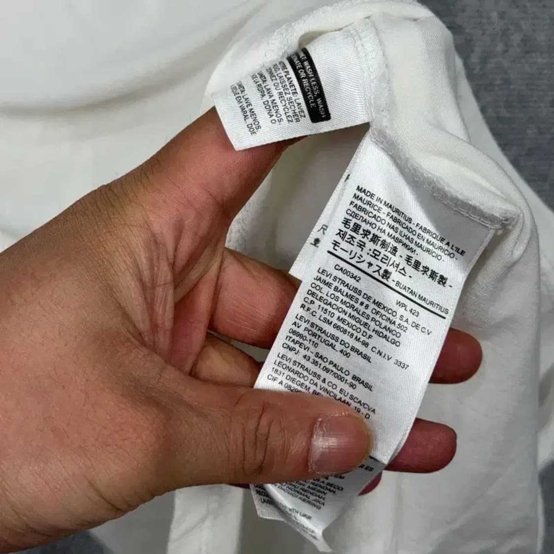 리바이스 프린팅 화이트 반팔 티 L 상품이미지6