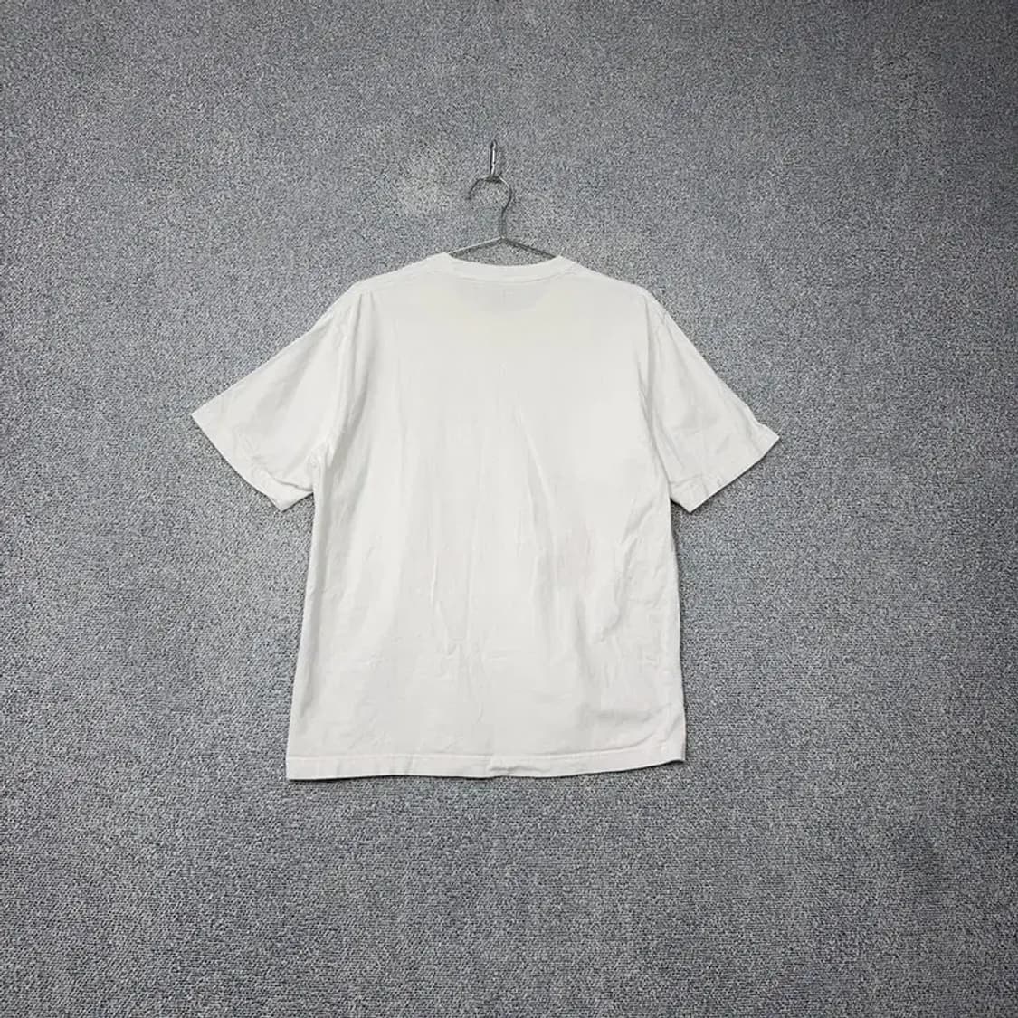 유니클로 빈티지 프린팅 화이트 반팔 티 M 상품이미지2