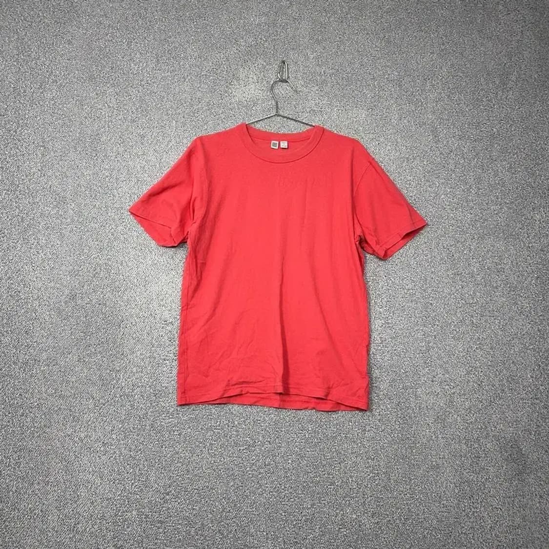 유니클로 U 코랄 무지 반팔 티 M 상품이미지1