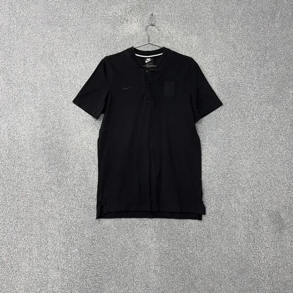 나이키 블랙 캐주얼 남성 반팔 카라티 L 상품이미지1