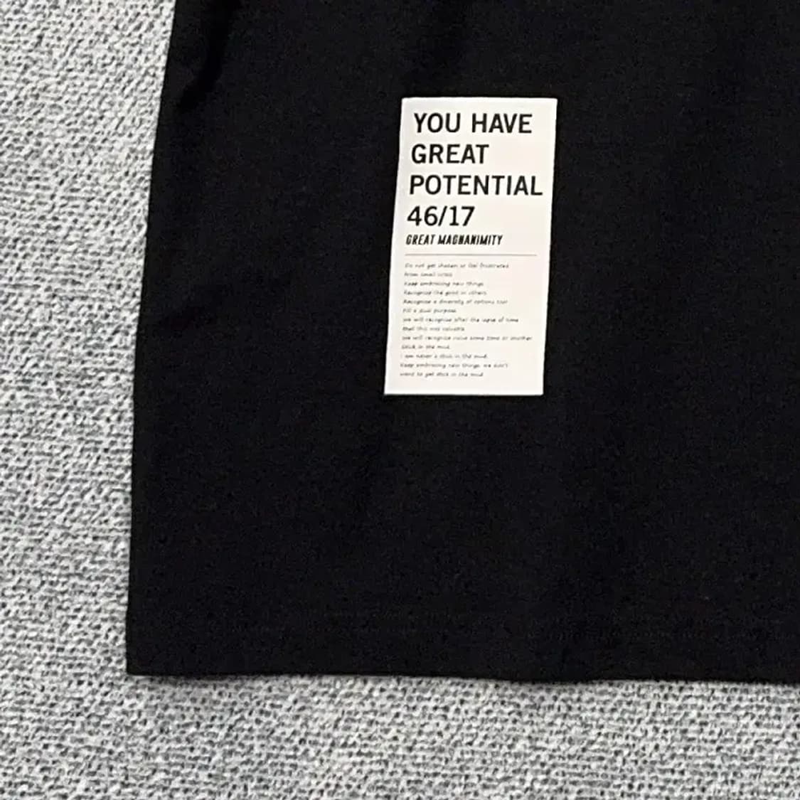 버커버스터 남성 오버핏 프린팅 블랙 반팔 티 110 상품이미지4