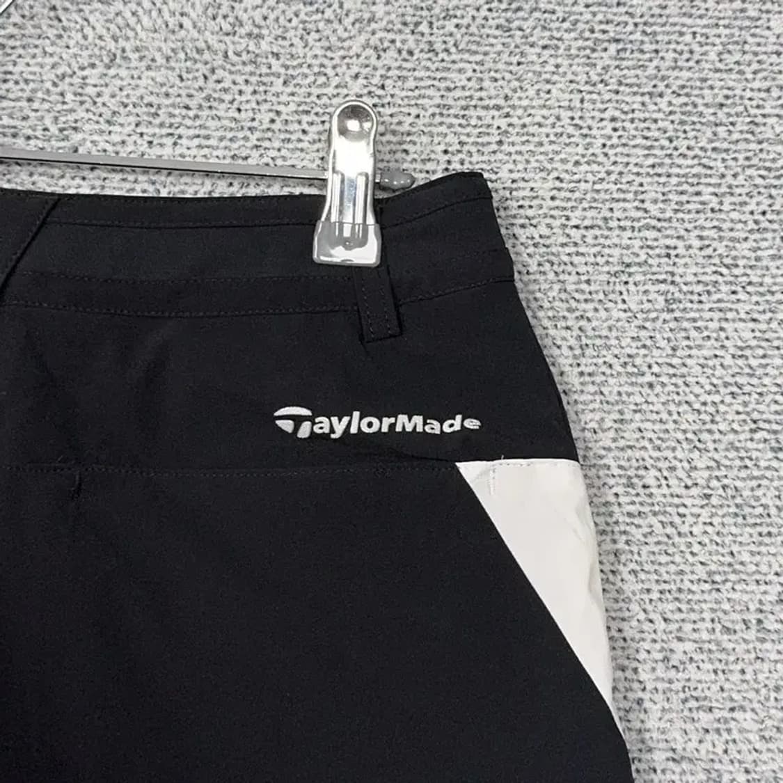 [새상품]테일러메이드 골프 기능성 블랙 미니스커트 J/XS 상품이미지3