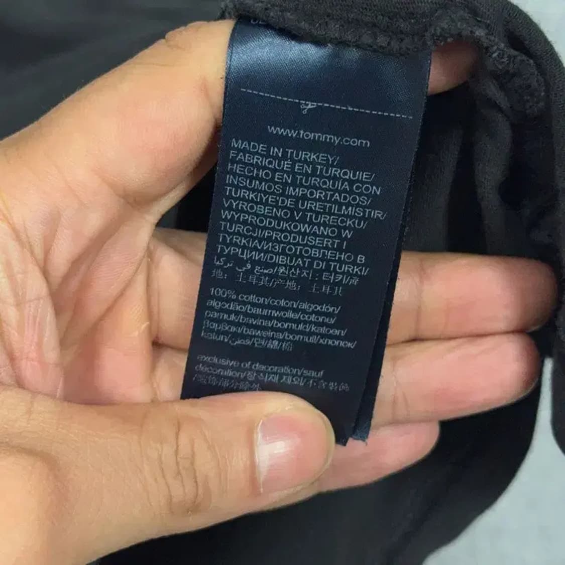 타미 진스 프린팅 블랙 반팔 티 L 상품이미지4