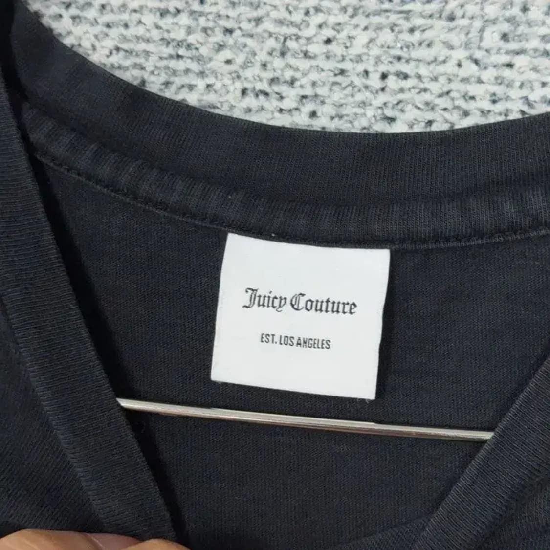 쥬시 꾸뛰르 프린팅 블랙 반팔 티 FREE 상품이미지3