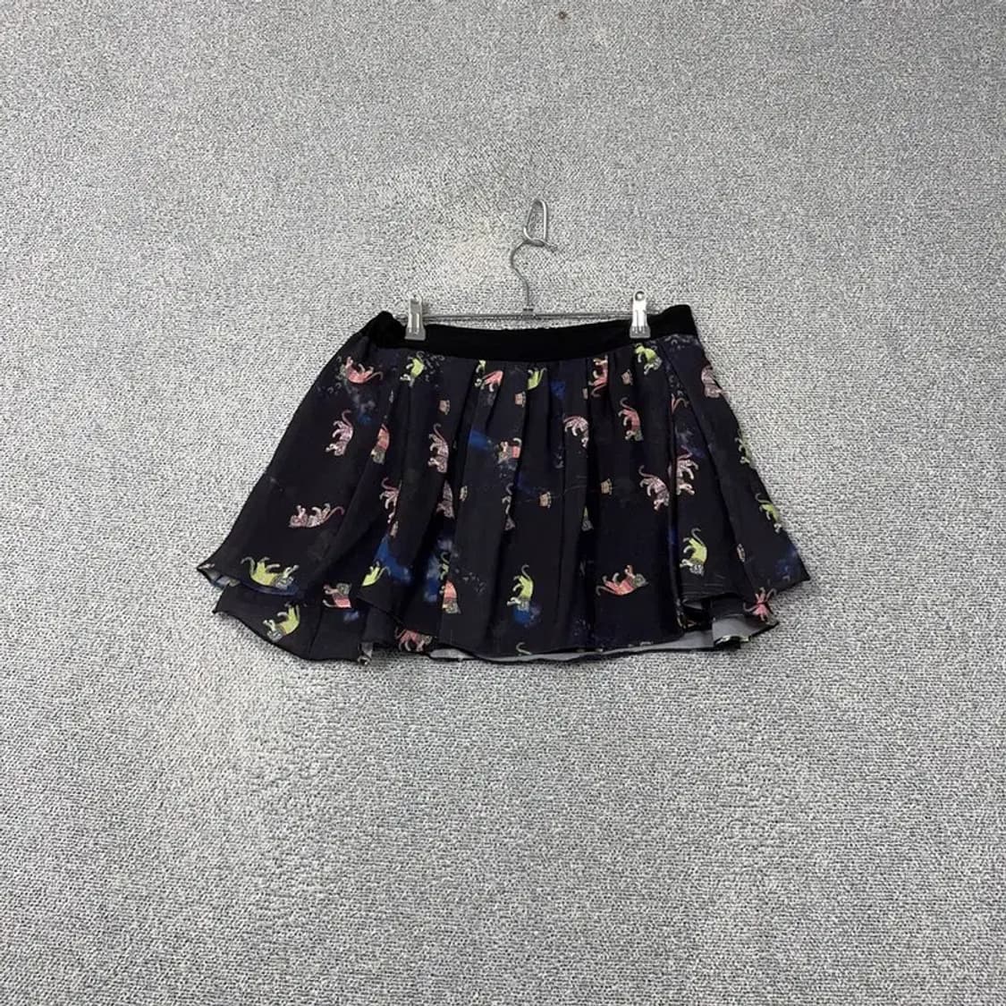 SJSJ 여성 한섬 플라워 블랙 미니스커트 64-94 상품이미지1