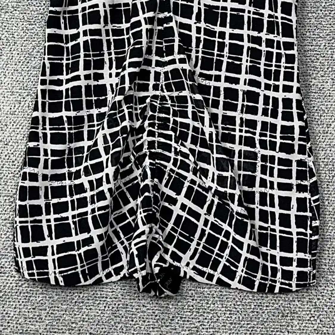 [새상품]제니카 블랙 체크 바디수트 085 BLS 상품이미지4