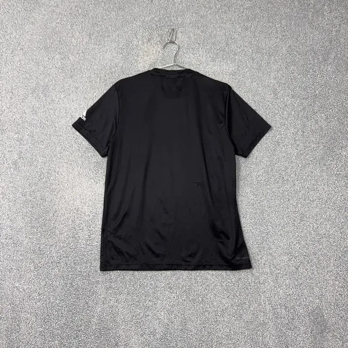 아디다스 블랙 로고 운동 기능성 반팔 티 L 상품이미지2