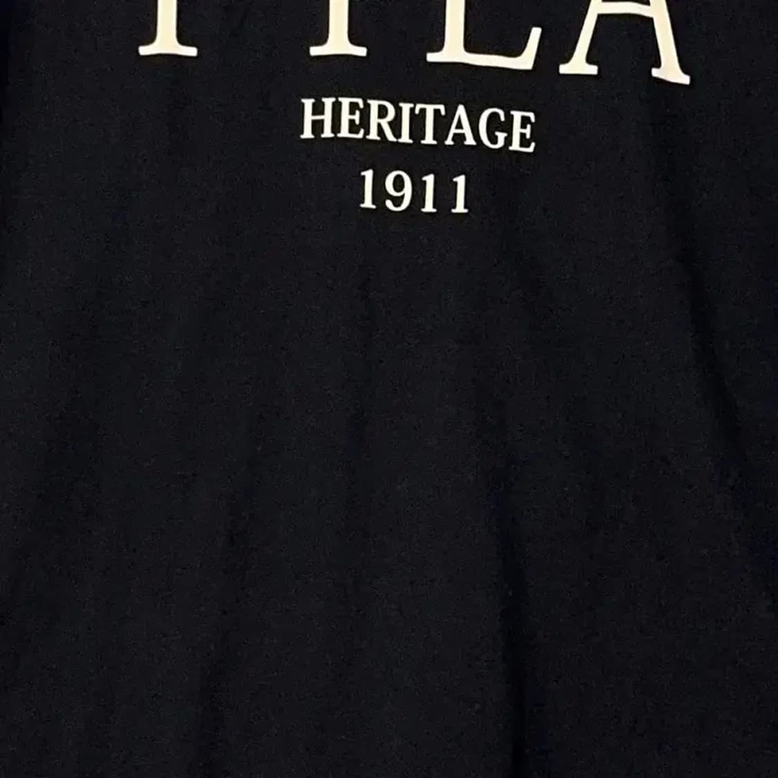 휠라 스펠 로고 블랙 반팔 티 XX-LARGE 상품이미지4