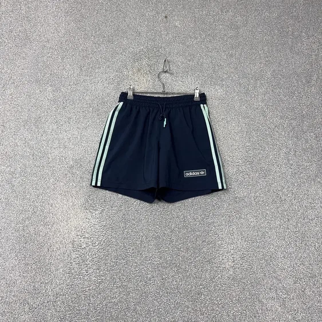 아디다스 네이비 로고 기능성 반바지 M 상품이미지1