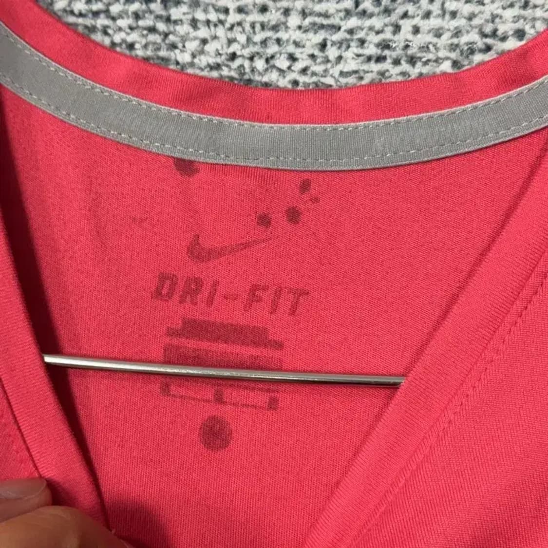 나이키 코랄 여성 운동 기능성 반팔 티 M 상품이미지5