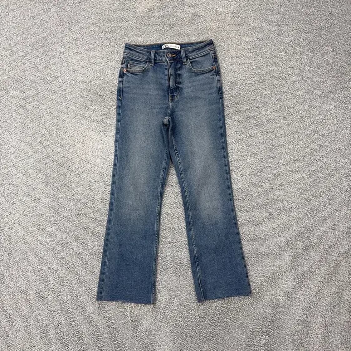 자라 와이드핏 워싱 부츠컷 데님팬츠 24 상품이미지1