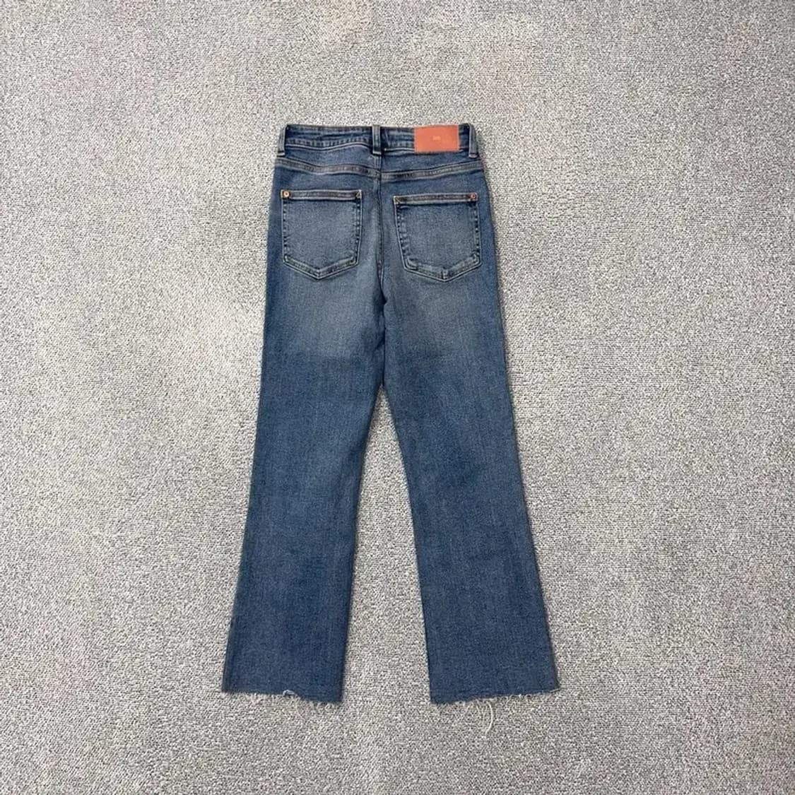 자라 와이드핏 워싱 부츠컷 데님팬츠 24 상품이미지2