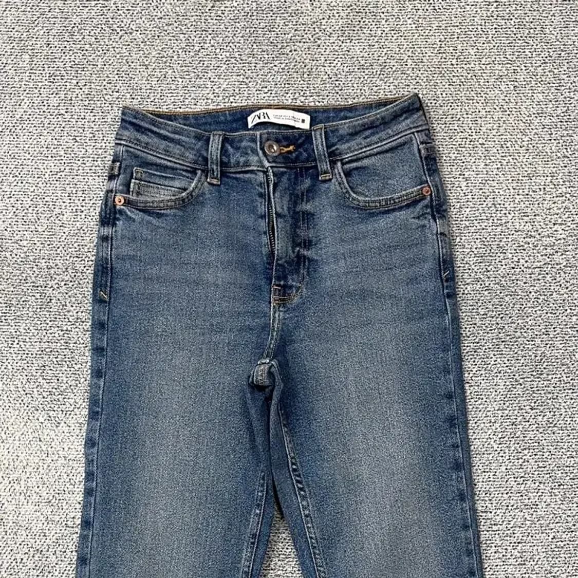 자라 와이드핏 워싱 부츠컷 데님팬츠 24 상품이미지3