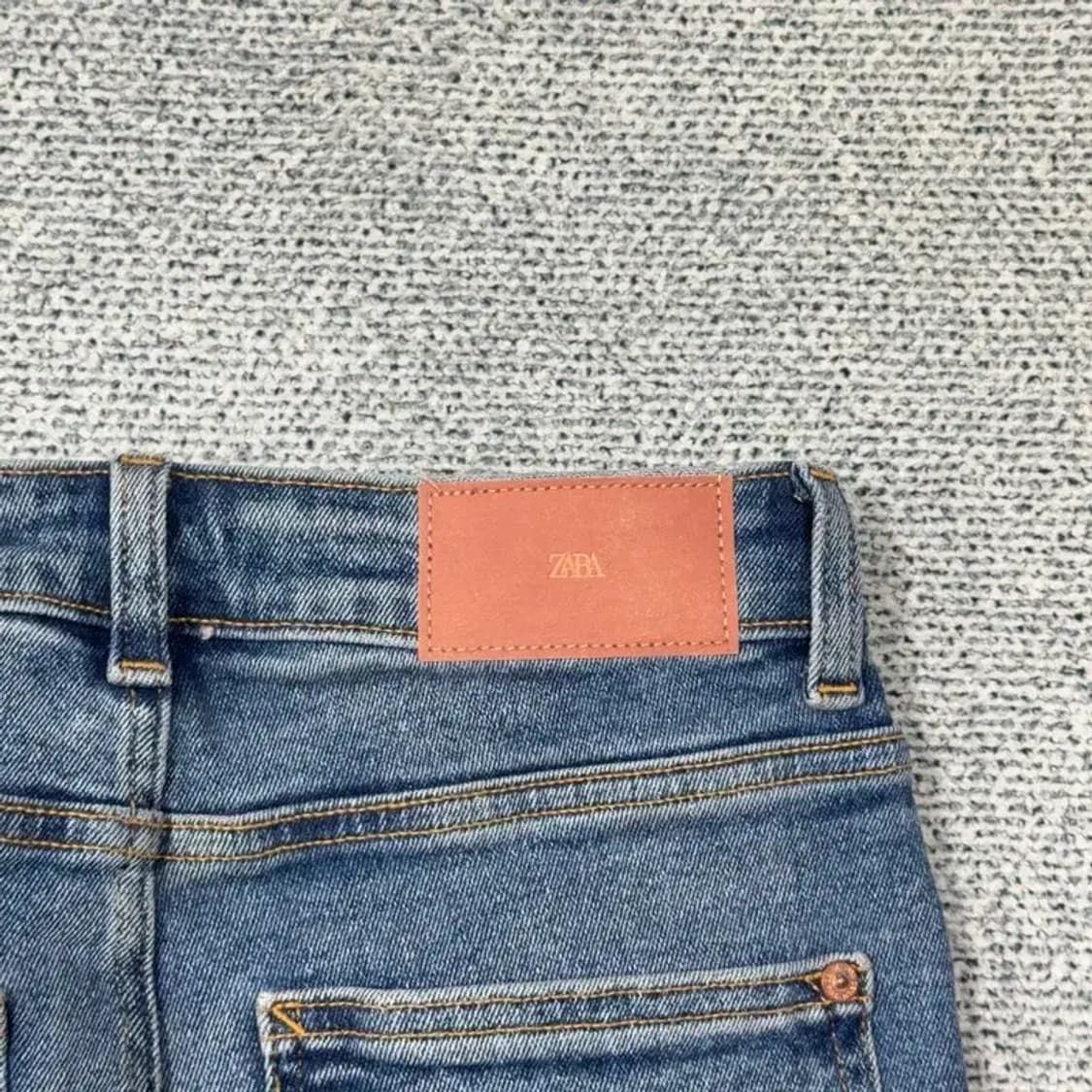 자라 와이드핏 워싱 부츠컷 데님팬츠 24 상품이미지5