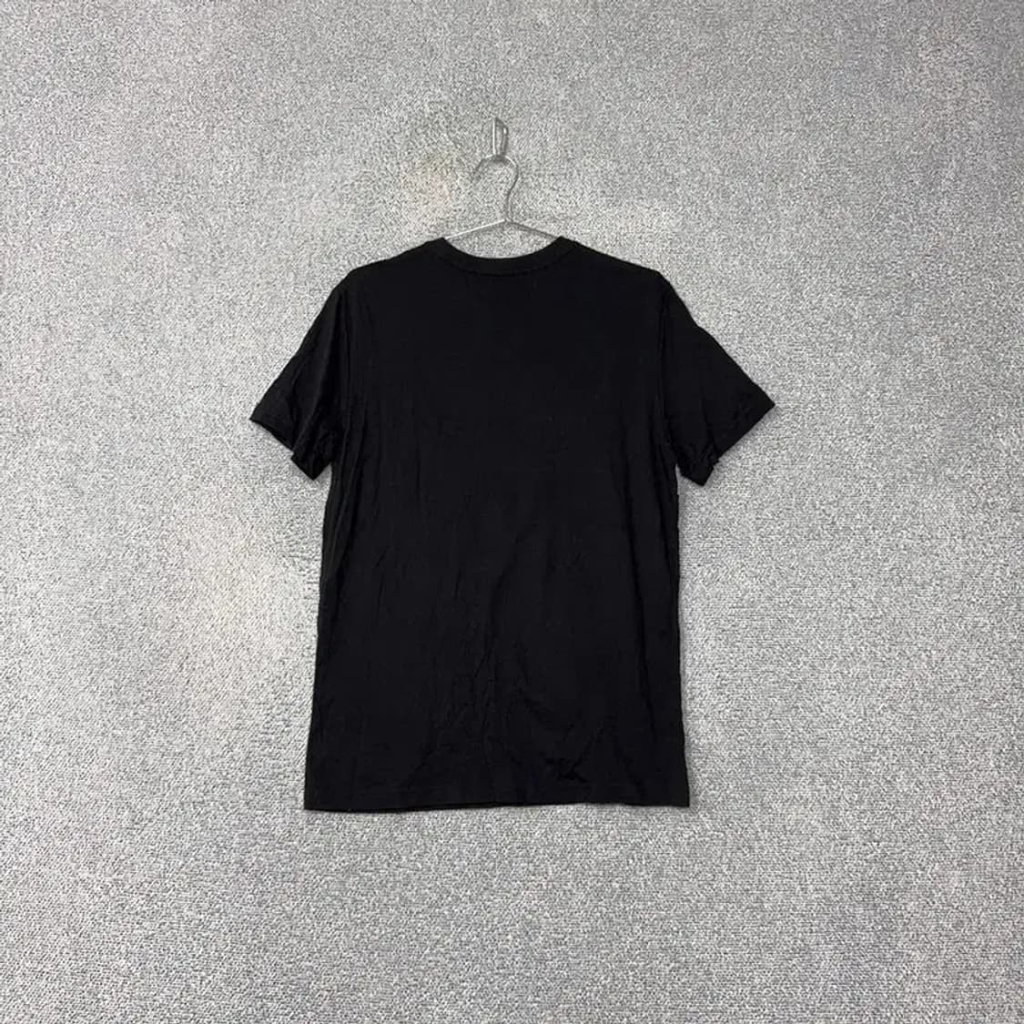 게스 프린팅 블랙 반팔 티 L 상품이미지2