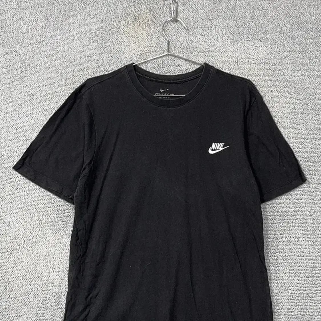 나이키 블랙 로고 스우시 반팔티 L 상품이미지3