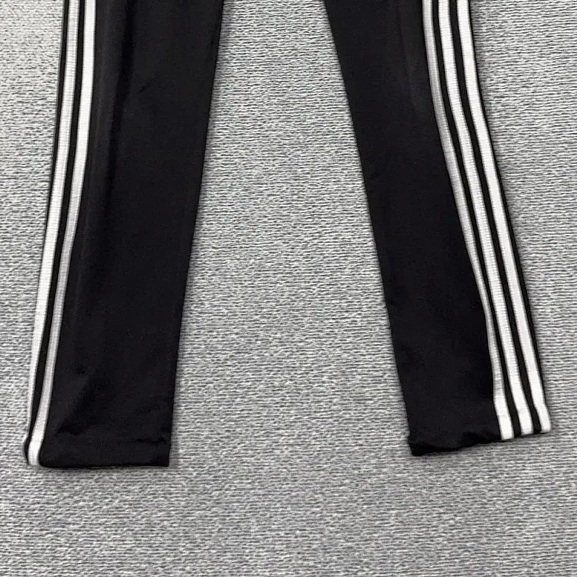 아디다스 블랙 로고 삼선 트랙팬츠 95 상품이미지4