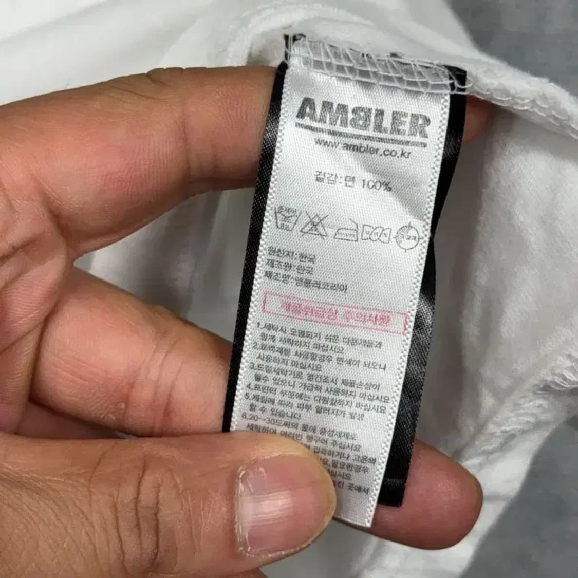 앰블러 빈티지 프린팅 화이트 반팔 티 LARGE 상품이미지4