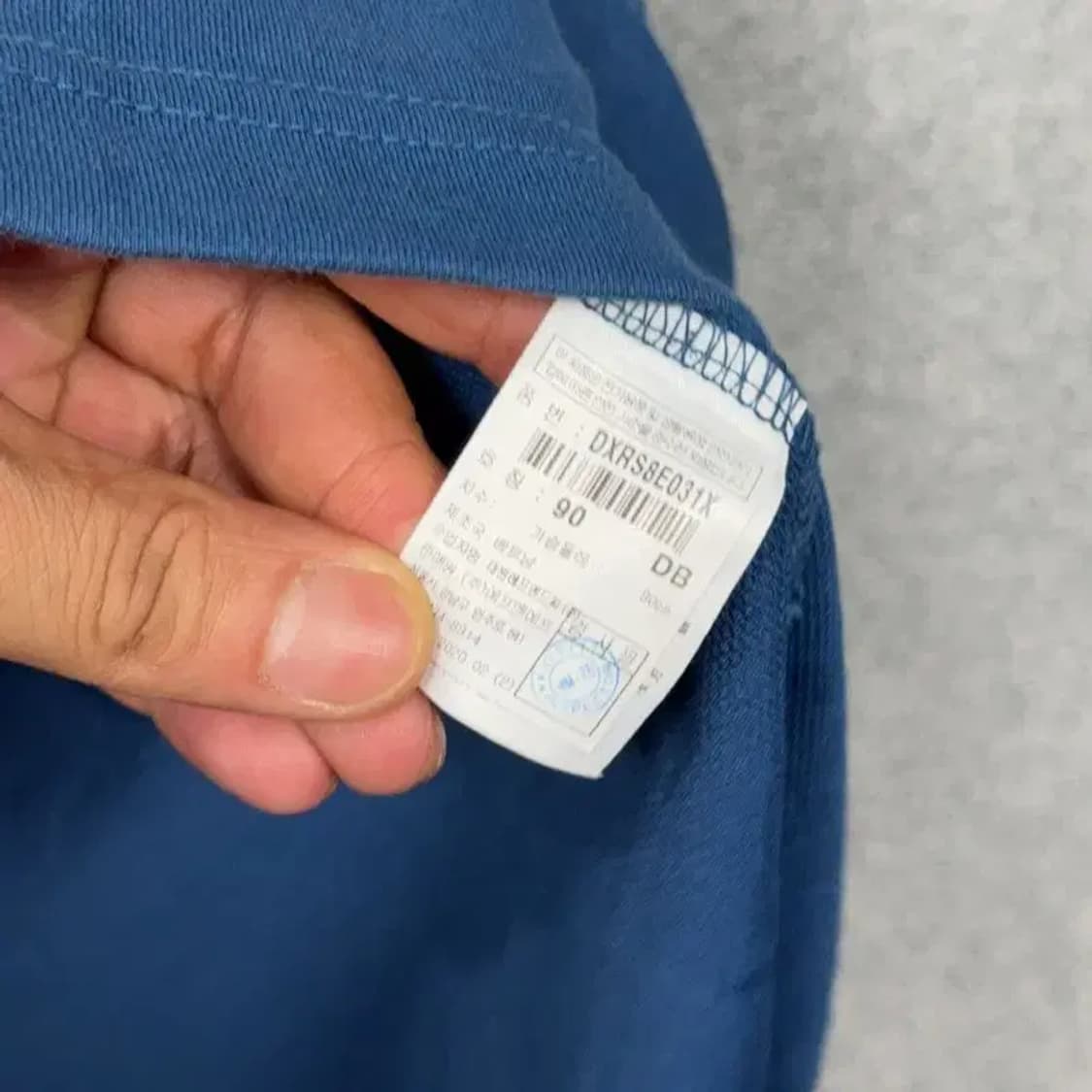 디스커버리 네이비 로고 프린팅 반팔 티 90 상품이미지5