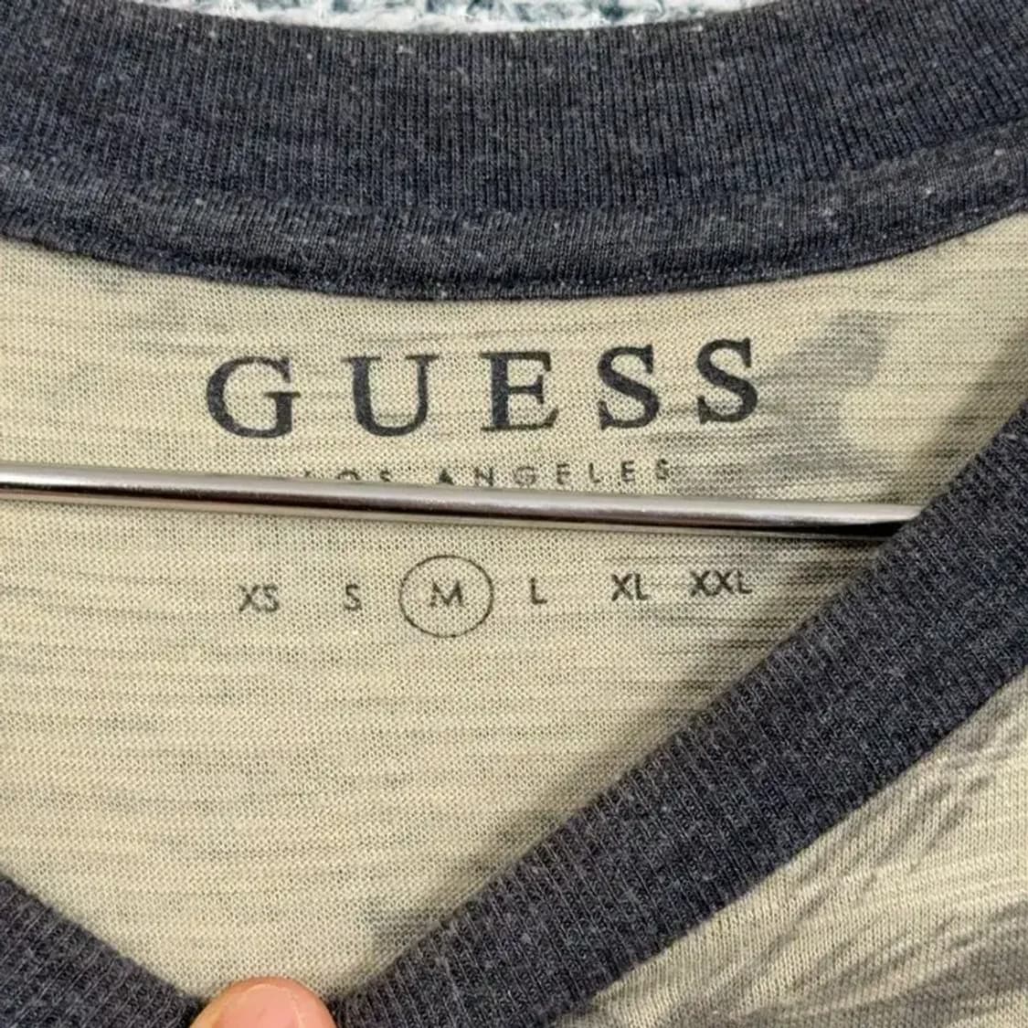 게스 빈티지 베이지 로고 반팔 티 M 상품이미지6