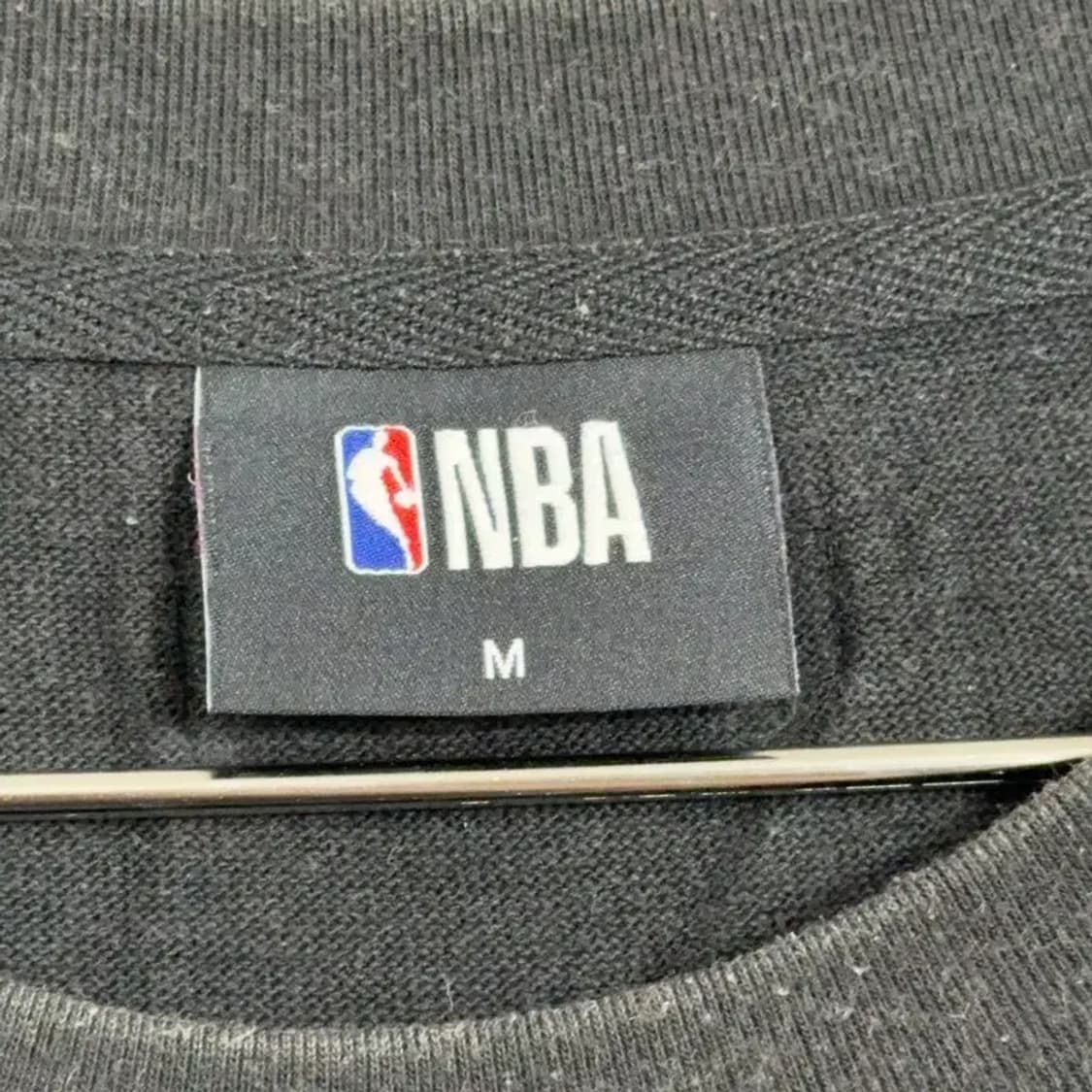 엔비에이 스펠 로고 블랙 반팔 티 M 상품이미지3