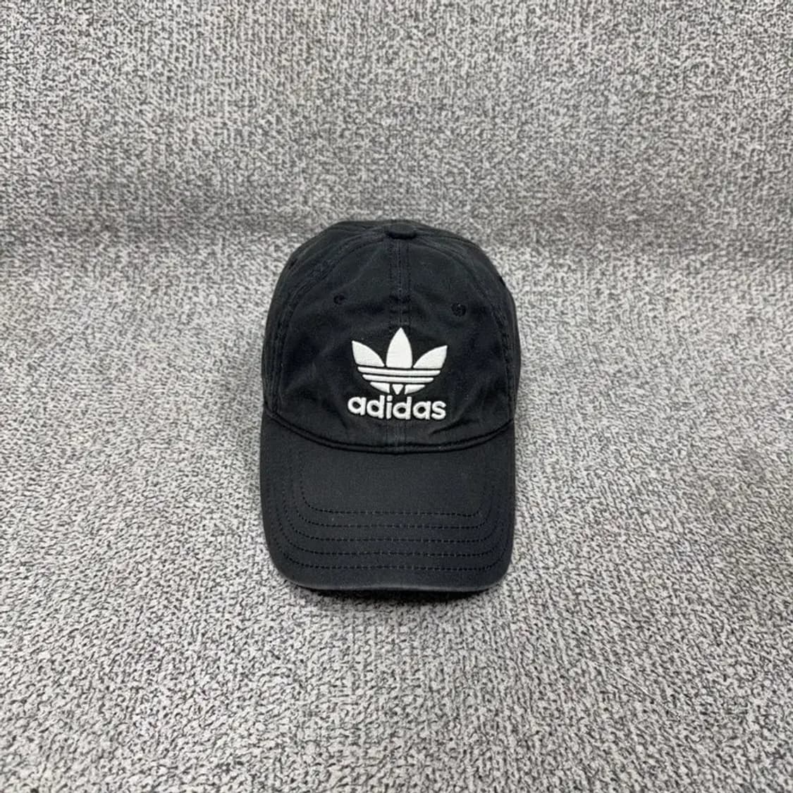 아디다스 블랙 불꽃 자수 로고 볼캡 상품이미지1