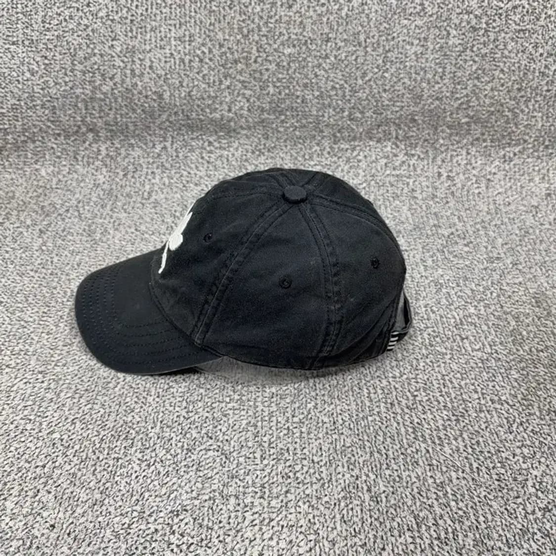 아디다스 블랙 불꽃 자수 로고 볼캡 상품이미지3