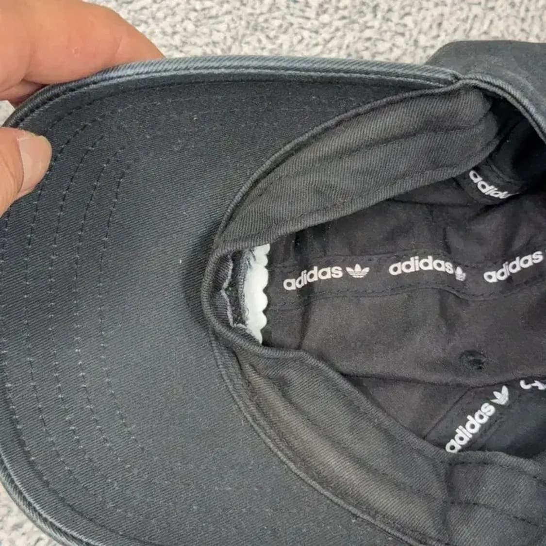 아디다스 블랙 불꽃 자수 로고 볼캡 상품이미지5