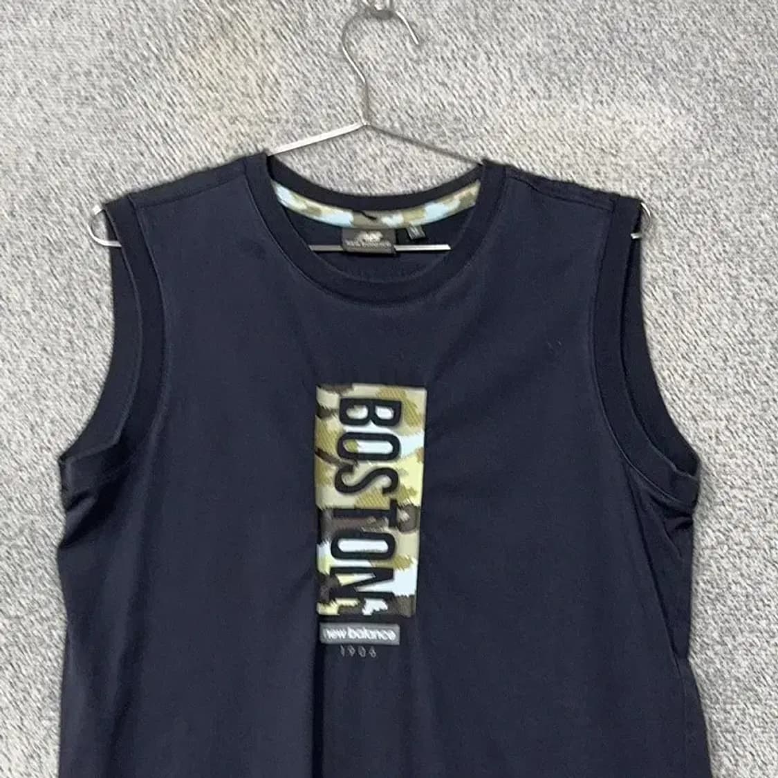 뉴발란스 프린팅 네이비 민소매 나시 M 상품이미지3