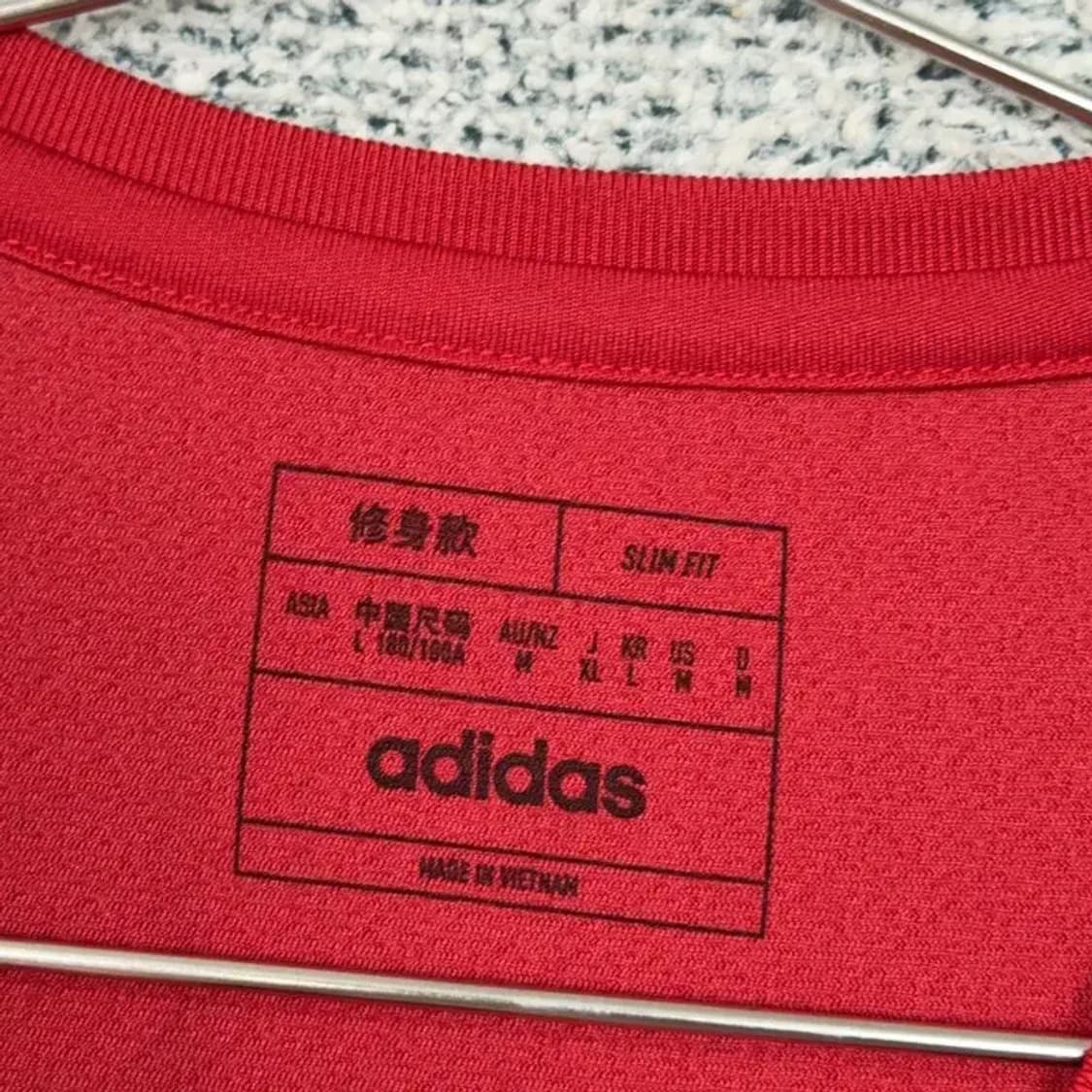 아디다스 레드 로고 삼선 기능성 반팔 티 L 상품이미지3