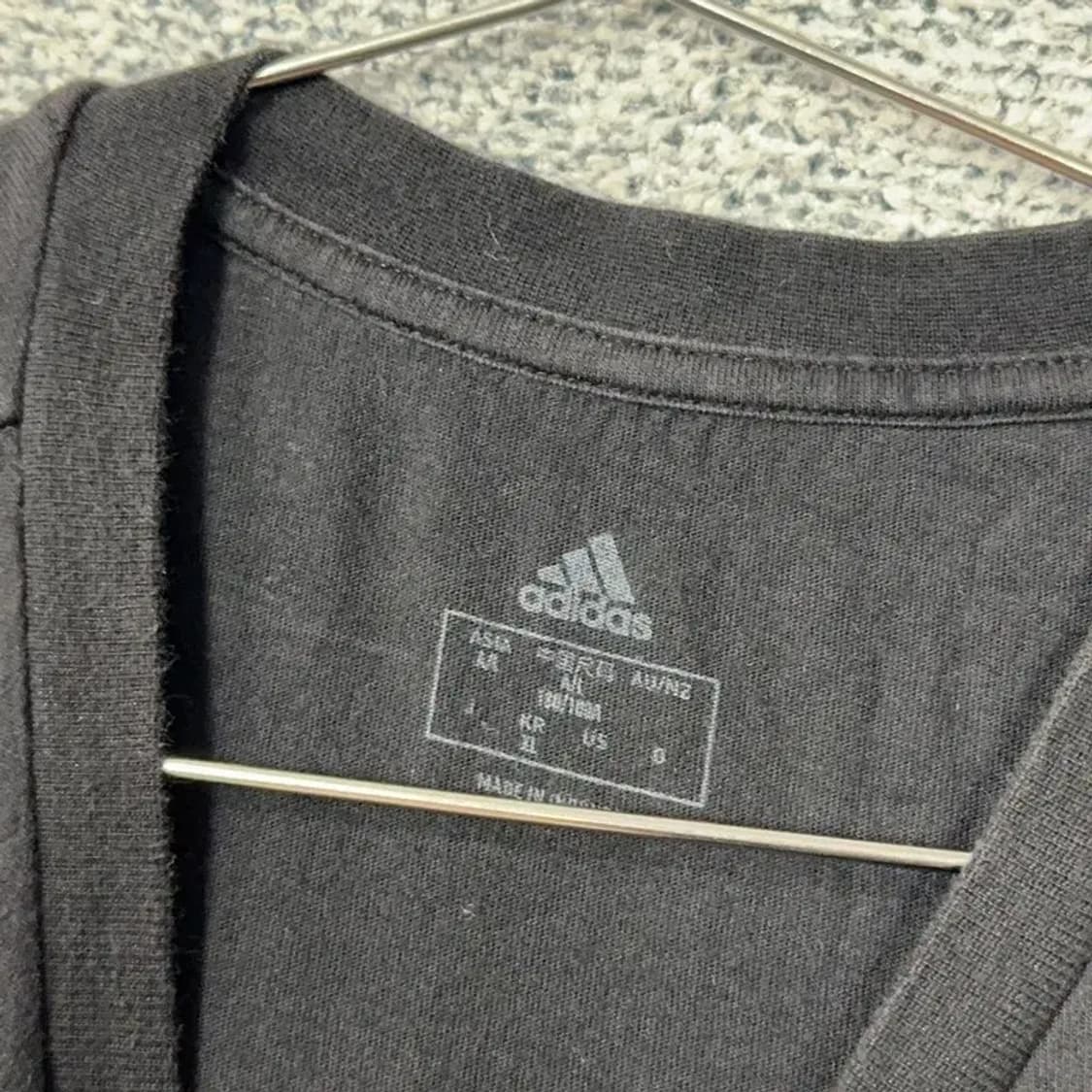 아디다스 프린팅 블랙 반팔 티 M 상품이미지4