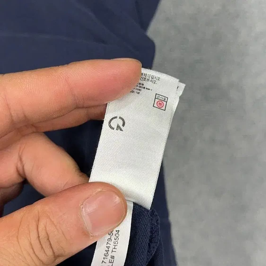 라코스테 네이비 심플 로고 반팔 티 95 상품이미지5