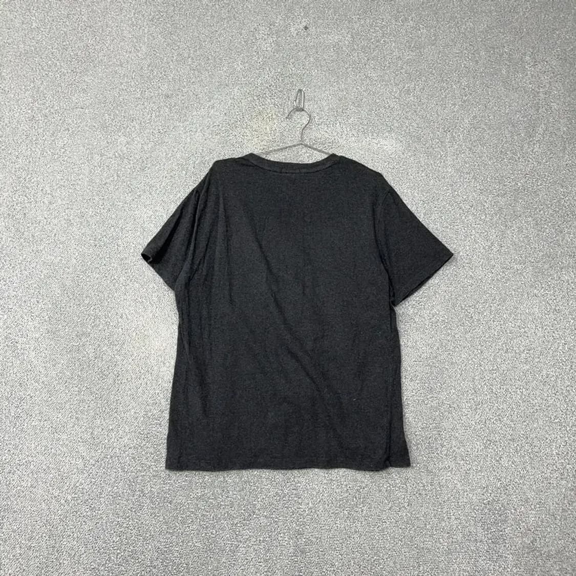 게스 블랙 심플 로고 반팔 티 XL 상품이미지2