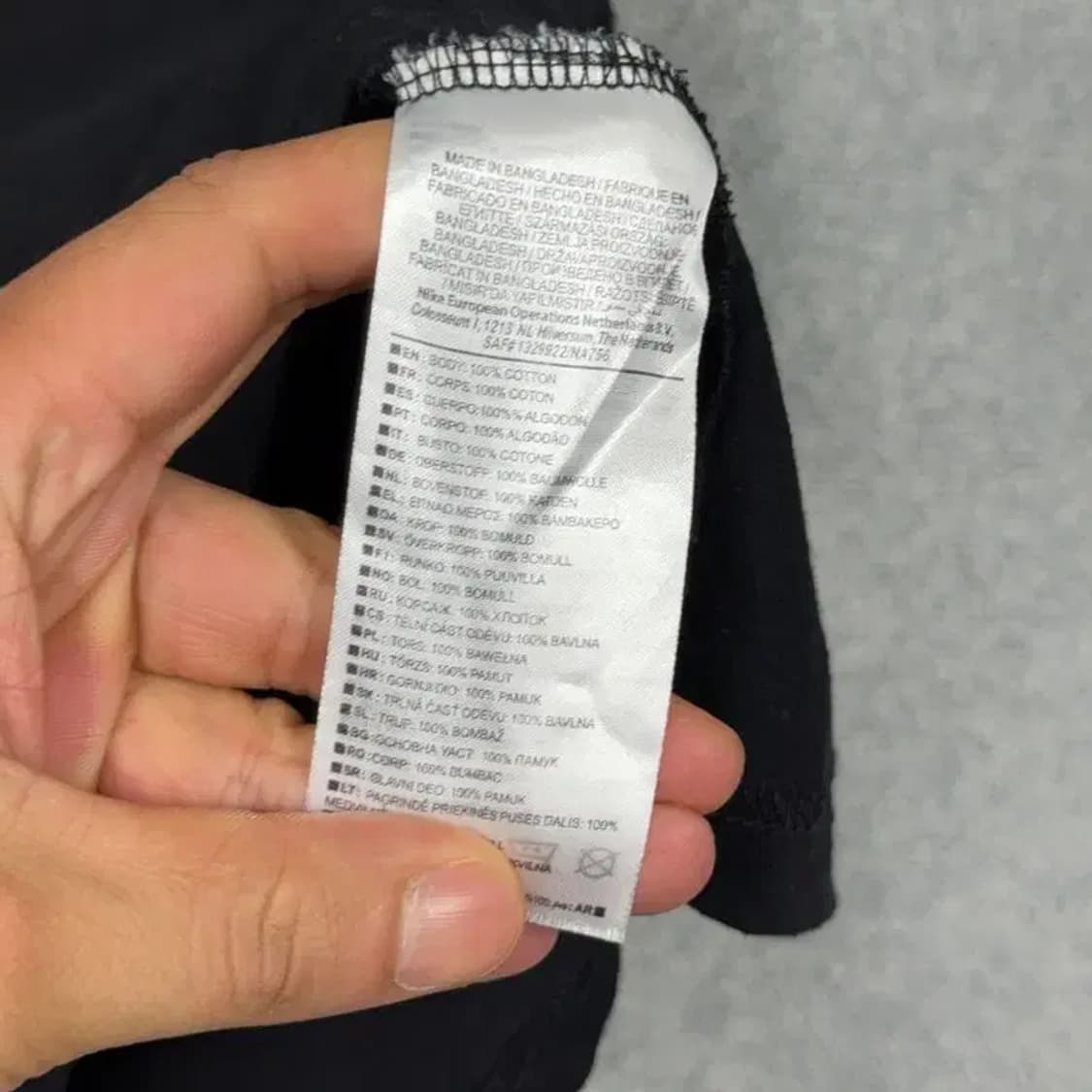 나이키 블랙 로고 캐주얼 반팔 티 M 상품이미지4