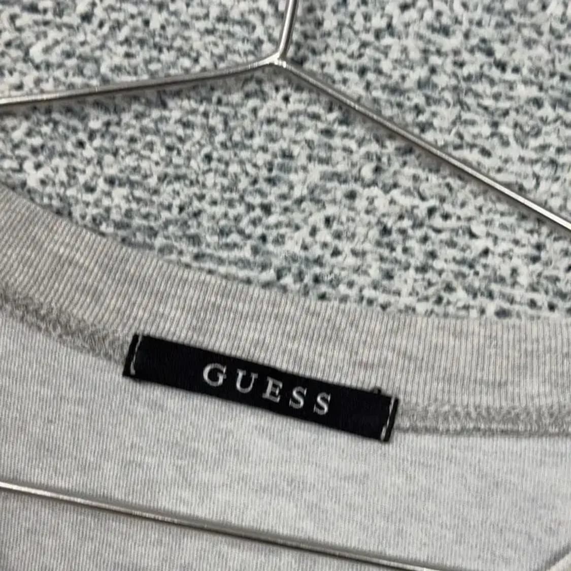 게스 라이트 그레이 로고 오버핏 반팔 티 XL 상품이미지3