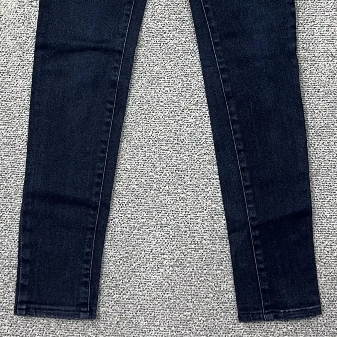 게스 실버 로고 여성 스키니진 58(24) 상품이미지4