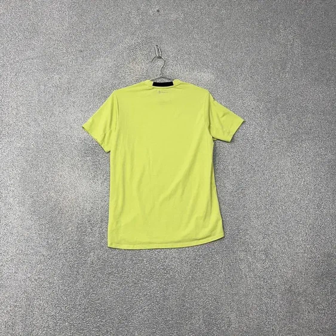 아디다스 옐로우 형광 기능성 반팔 티 L 상품이미지2