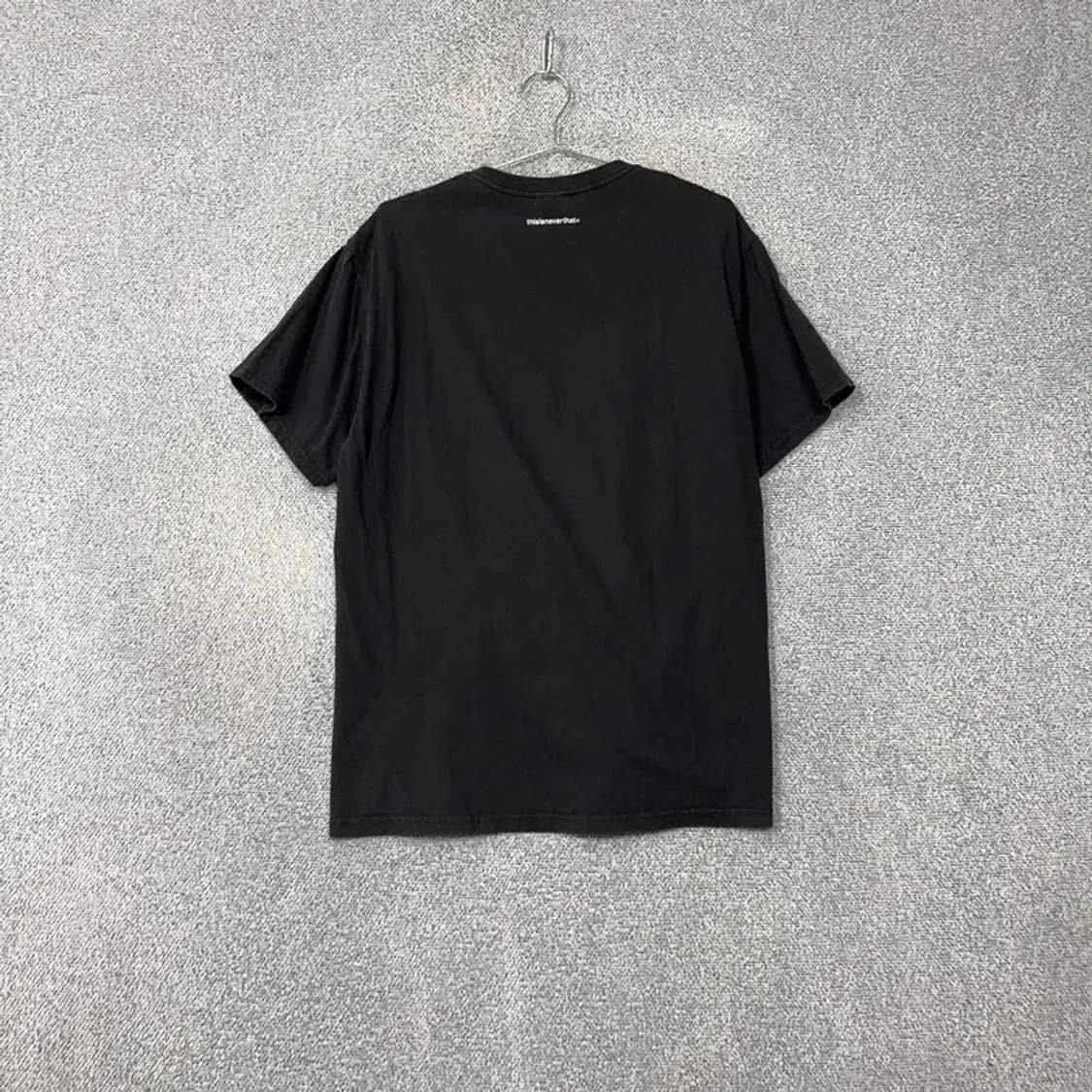 디스이즈네버댓 아치 스펠 로고 프린팅 블랙 반팔 티 L 상품이미지2