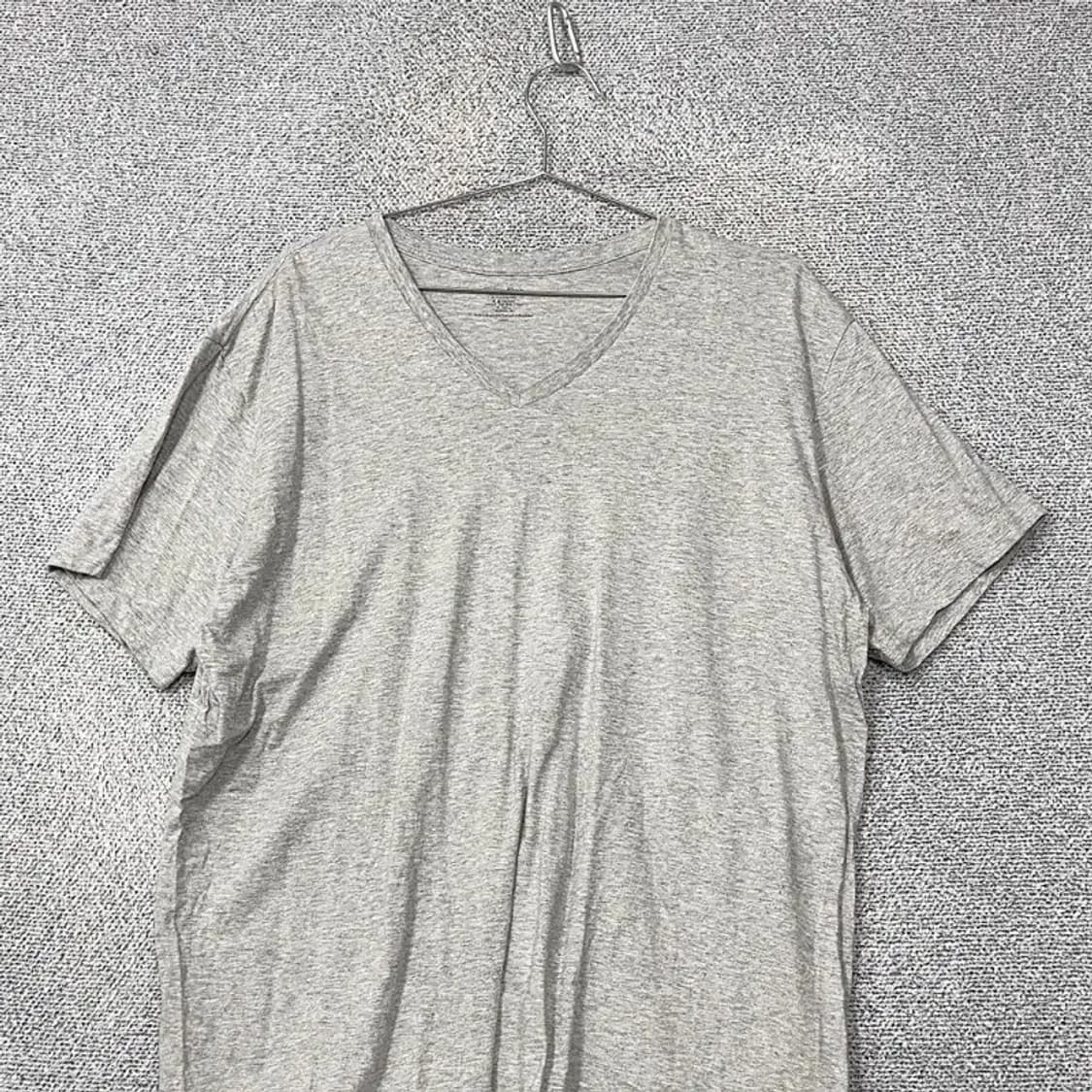 캘빈클라인 라이트 그레이 브이넥 반팔 티 XL 상품이미지3