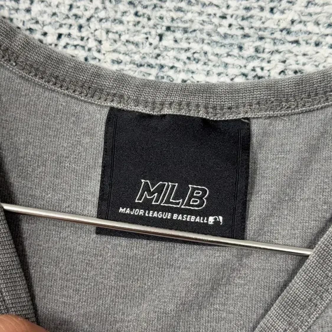 MLB 보스턴 레드삭스 로고 그레이 피그먼트 반팔티 85 상품이미지3