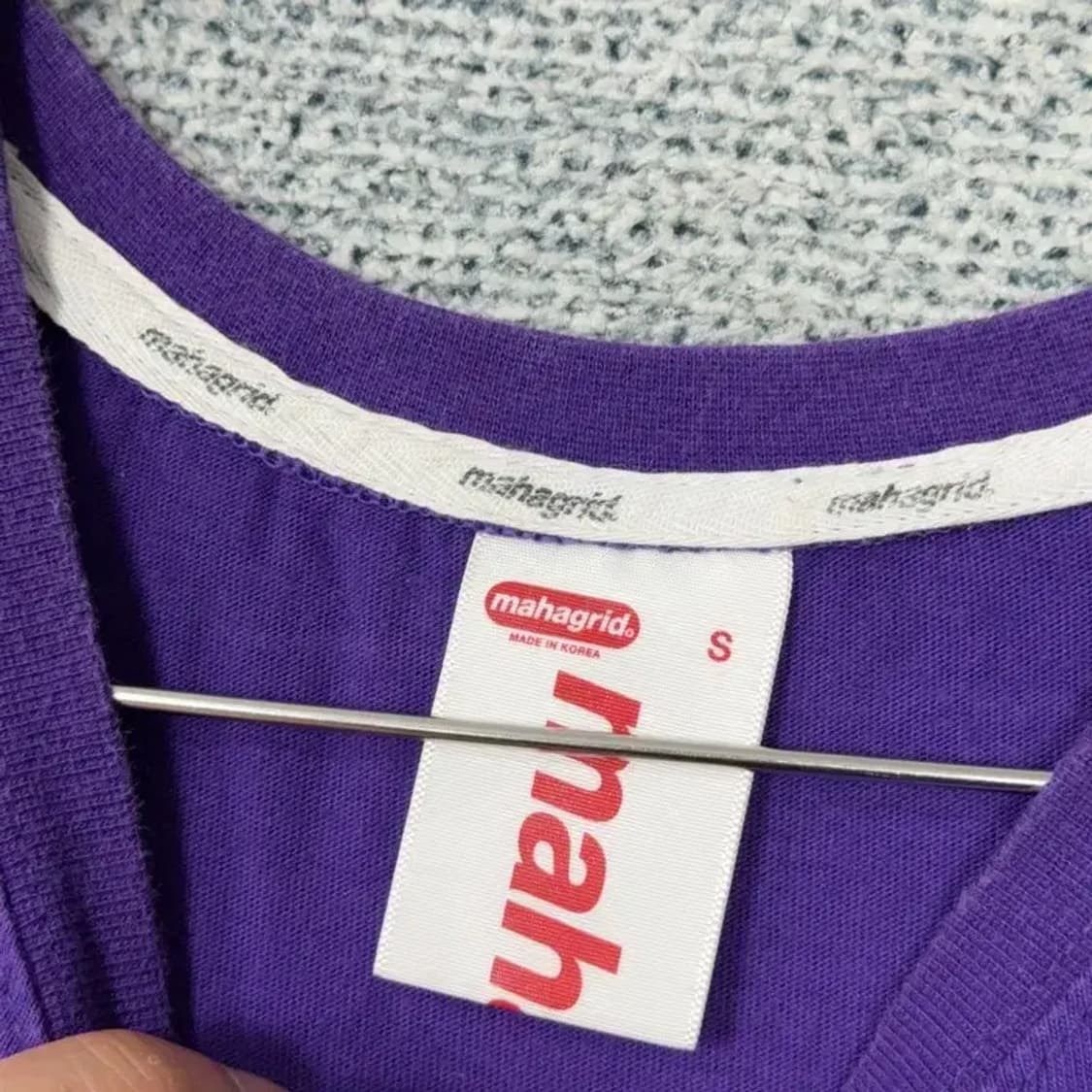 마하그리드 퍼플 스펠 로고 반팔 티 S 상품이미지3