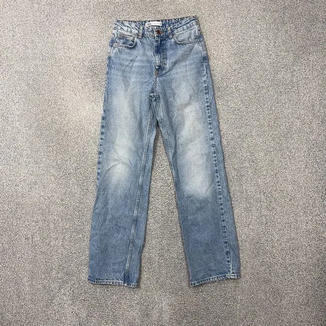 자라 연청 워싱 하이웨스트 청바지 24 상품이미지1