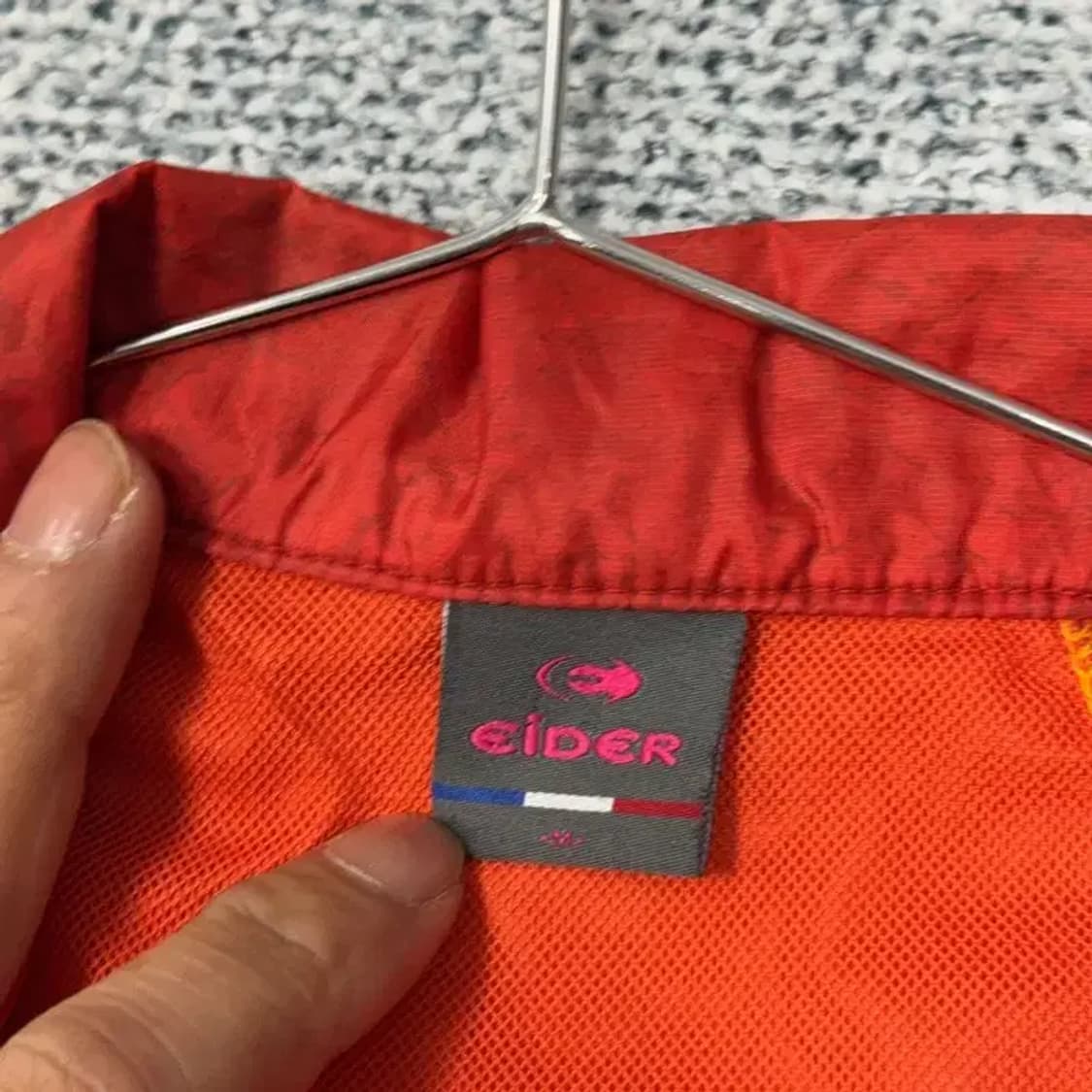 아이더 로고 여성 조끼 바람막이 M 상품이미지6