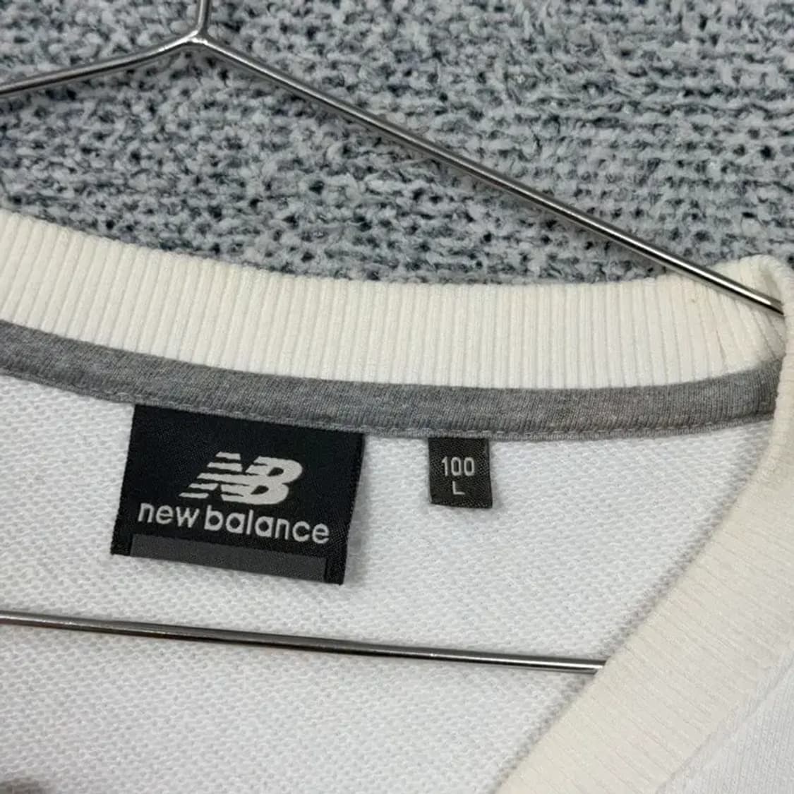 뉴발란스 박스로고 프린팅 화이트 맨투맨 L 상품이미지3