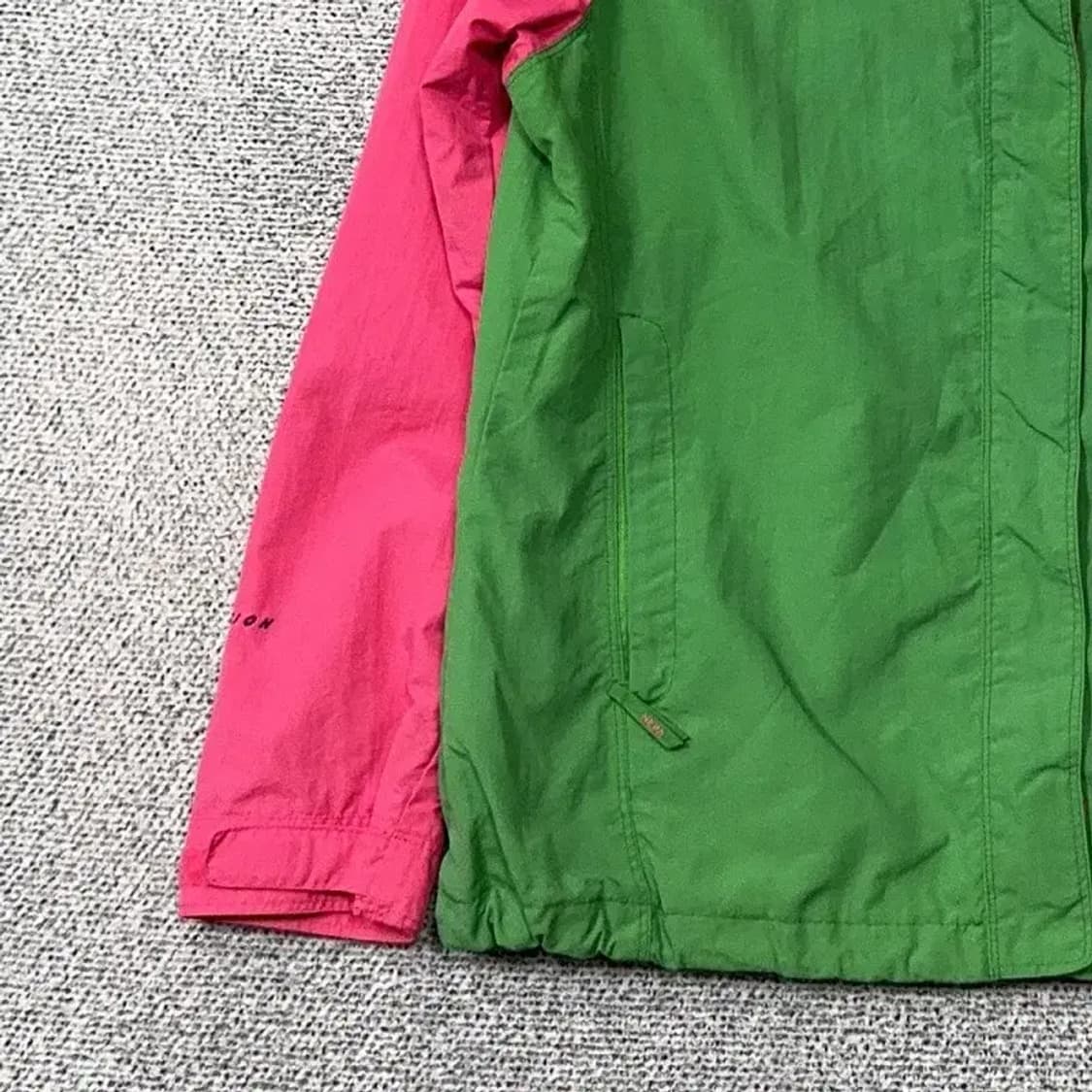 네파 여성 핑크 등산 바람막이 95 상품이미지3