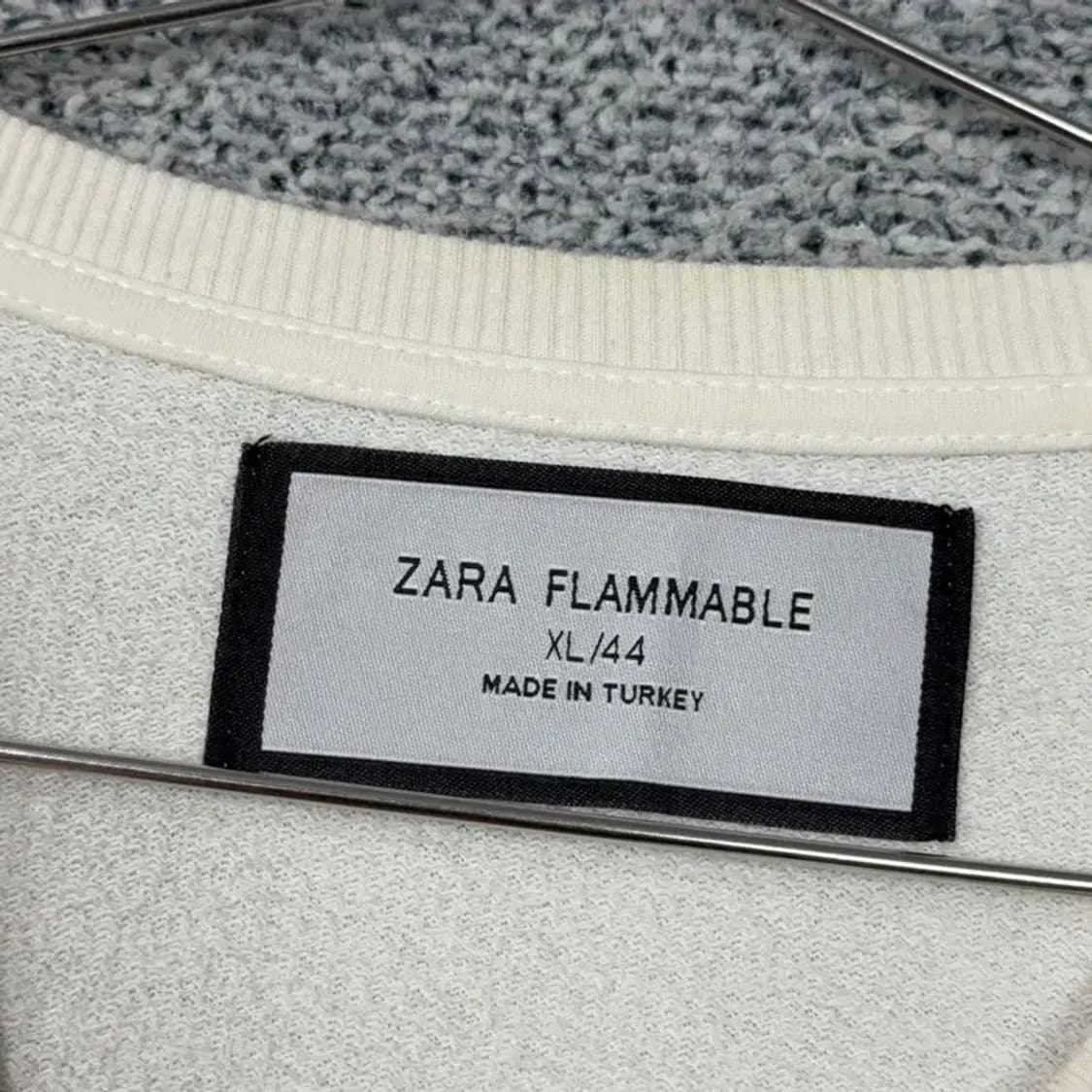 자라 캐주얼 프린팅 화이트 맨투맨 XL 상품이미지3