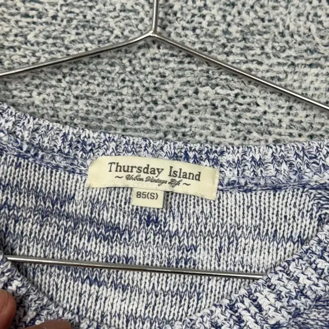 써스데이아일랜드 스트라이프 파스텔톤 니트 85 상품이미지5