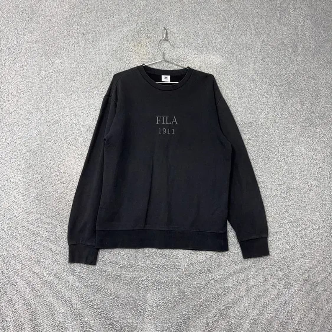 휠라 로고 캐주얼 남성 블랙 맨투맨 100 상품이미지1