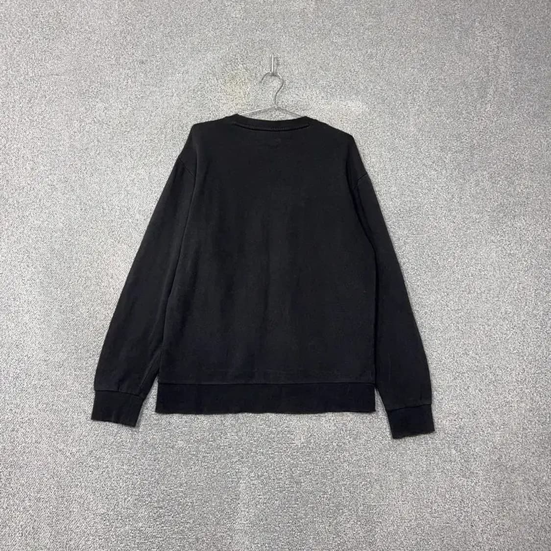 휠라 로고 캐주얼 남성 블랙 맨투맨 100 상품이미지2